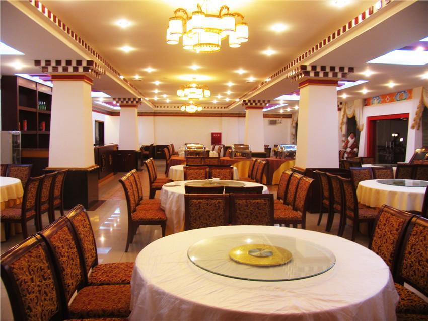 Jiuzhaigou Jinzhulinka Resort Hotel Bagian luar foto